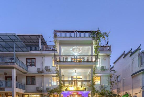 Hotel Xianju County, this evening, Hexi Inn