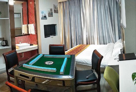 Danyang Donghua Express Hotel