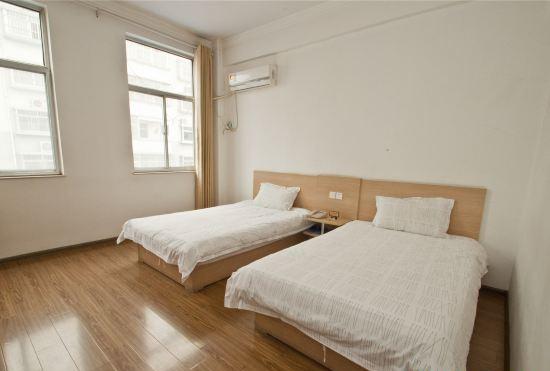 Гостиница Yangguang Express Hotel