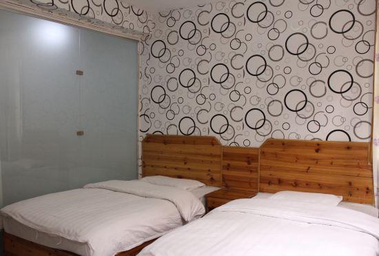 Гостиница Phoenix at First Sight B&B