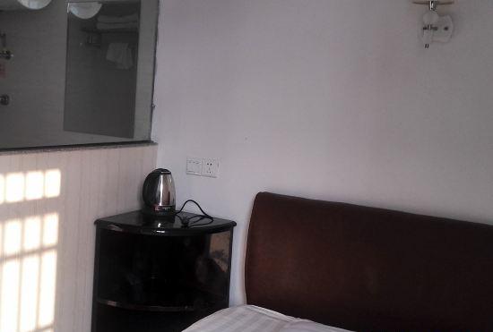 Kaihua Xufeng Hotel