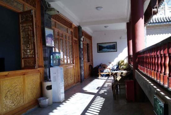 Гостиница Yunan Inn