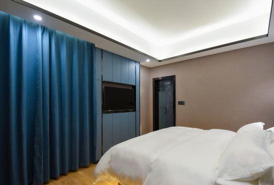 Zhicheng Select Hotel (Yongzhou Vocational and Technical School)