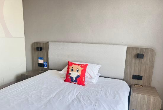 Nanyuan ejia Hotel (Passenger Transport Center Chuancheng South Gate Branch)