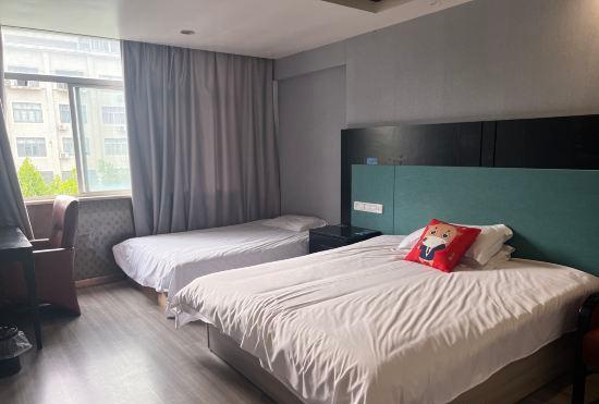 Nanyuan ejia Hotel (Passenger Transport Center Chuancheng South Gate Branch)