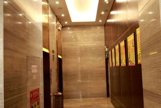 Гостиница Jiayuguan Dongrun Hotel