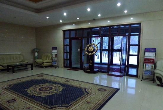 Huzhong Dabaishan Hotel