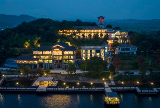 Гостиница Dream Lake Resort Hotel