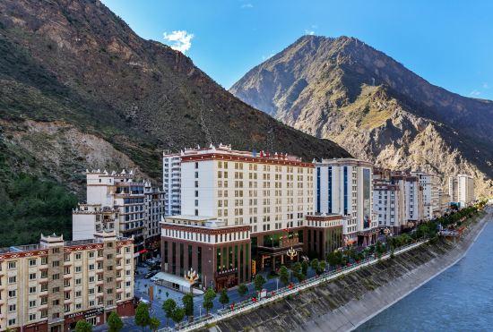 Lanfeng Hotel