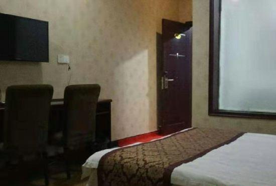 Гостиница Linyi Longxin Hotel
