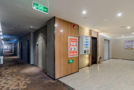 Гостиница Gujing Junlai Hotel (Wanjia Fu Plaza, Tianchang)