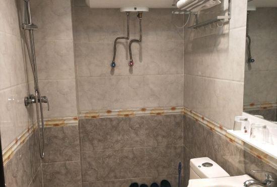 Гостиница Wolong Jincheng Hotel