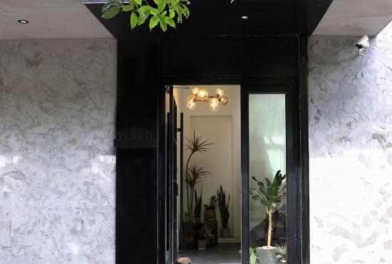 Hotel Dongjiang Lake Half B&B