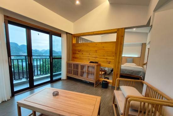 Hotel Furong Town Xilinyuan Inn