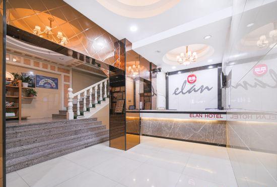 Jiashan Jiayi Business Hotel