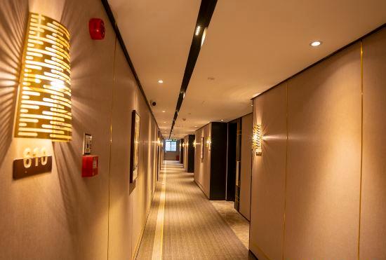 Hotel Home Inn Plus (Langxi Guogou Plaza)