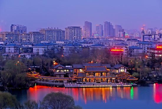 Hotel Shangquan Lishe (Ji'nan Daminghu Scenic Area)