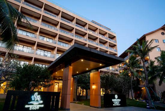 Гостиница Sheraton Maoming Romantic Beach Resort