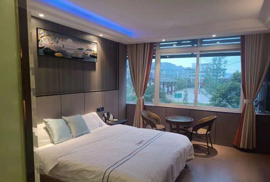 Yunwushan Express Hotel
