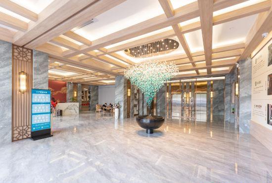 Shangfu Qingju Hotel (Maoming High Speed Railway Station Dongxin Times Square)