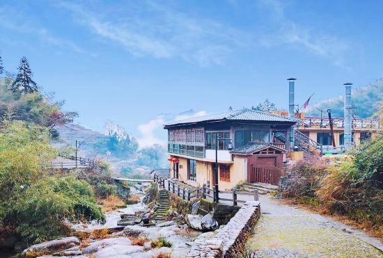 Гостиница Yunhe Terrace Yunxi Homestay (Baiyingu Scenic Area Shop)