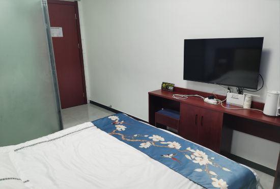 Гостиница Mengcheng Runze Business Hotel