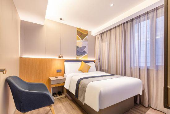 Гостиница Home Inn (Jinbei Nanyuan Street Red Star Macalline Branch)