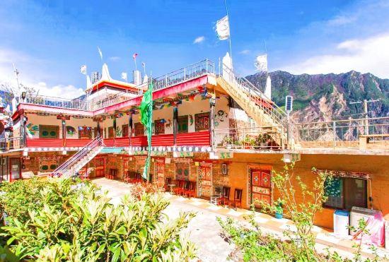 Hotel Danba Soft Time Boutique Inn