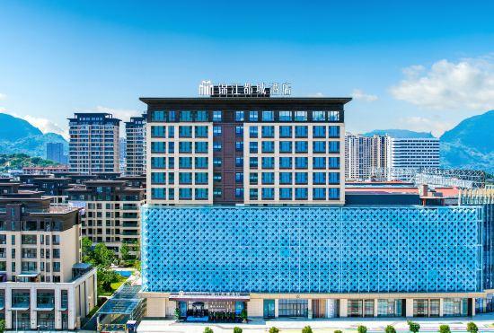 Jinjiang Metropolo Binhai New District Xiapu Hotel