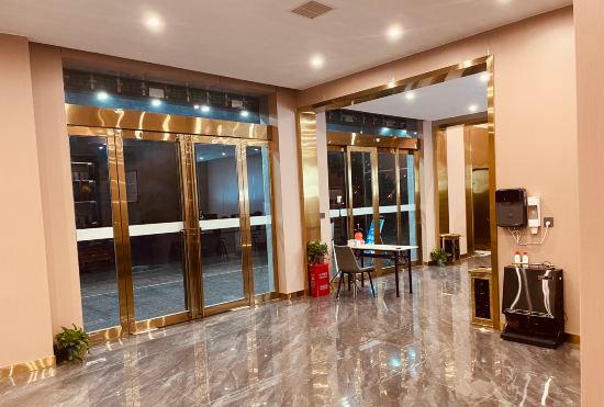 Гостиница Narada Hotel (Fuyang Jiaobai Commercial Building)