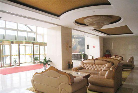 Гостиница Hongzehu Jinjiuling Hotel