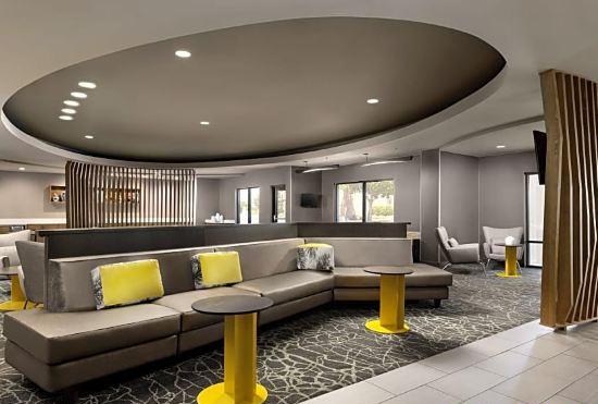 Hotel SpringHill Suites Fresno