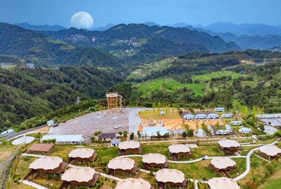 Shan Yin Xi Jiang Rustic Luxury Resort Hotel