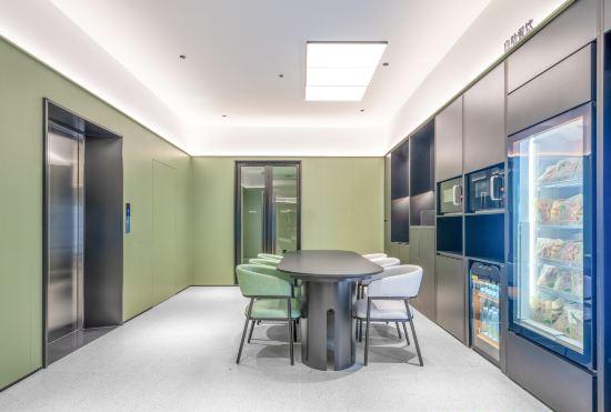 Haiyou Hotel (Haiyou Shanghai Railway Station North Square Hotel)