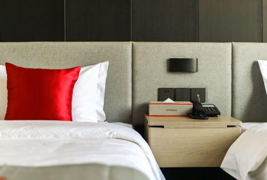 Гостиница Junyi Select Hotel (Zhengding airport high speed railway station store)