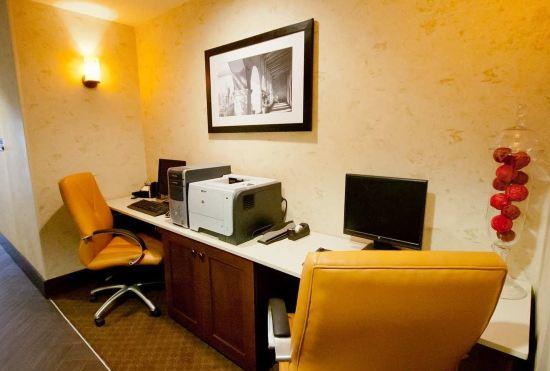 Hotel Hampton Inn & Suites Fresno