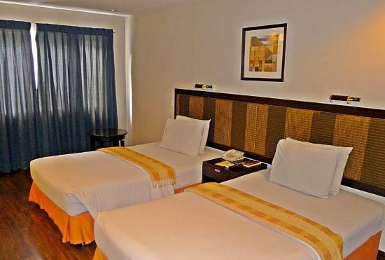 Гостиница Baguio Burnham Suites