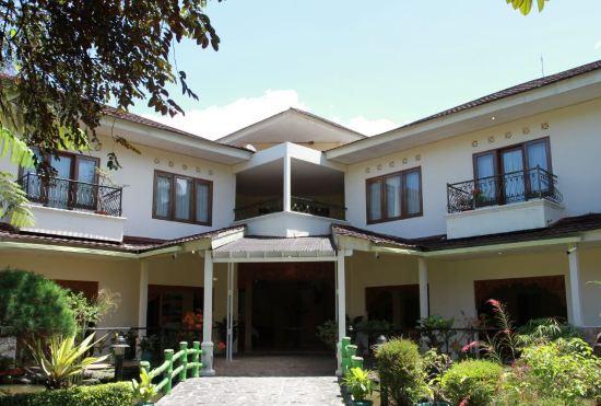 Гостиница Resort Prima Cipayung Bogor