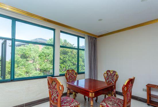 Гостиница Jingtingshan Resort