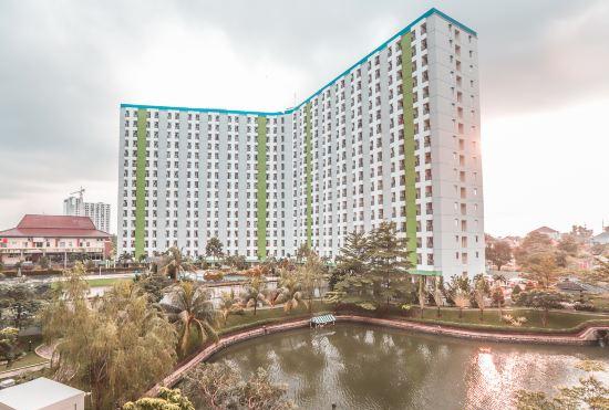 Hotel OYO 498 Green Lake View Ciputat