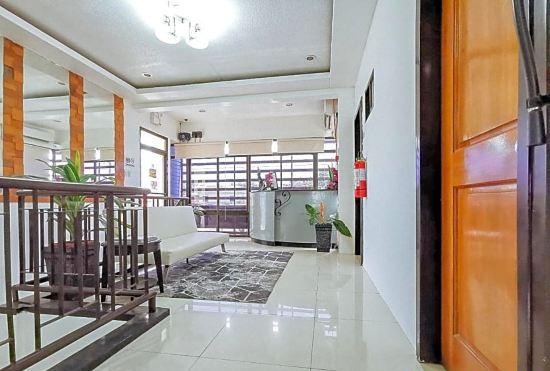 Гостиница RedDoorz Plus Near Dadiangas Heights