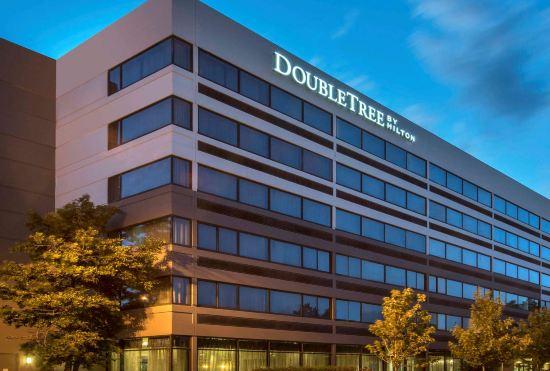 Гостиница DoubleTree by Hilton Hotel Chicago - Schaumburg