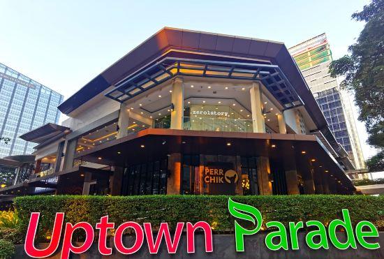 Hotel Thompson Suites BGC (Uptown Parksuites)