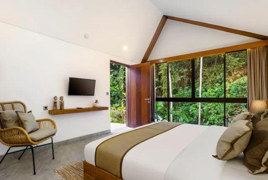 Гостиница Greenhills Resort Siracha