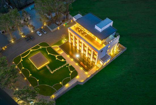 Гостиница Wollian Huayin Hotel (Kangding Xinduqiao Branch)