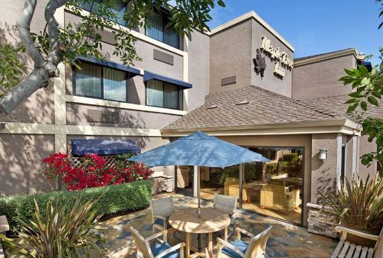 Hotel Maple Tree Inn