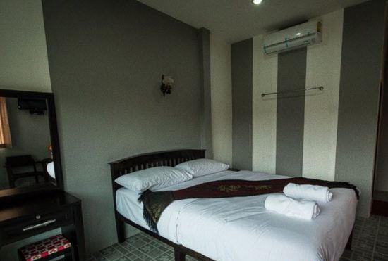 Hotel Chiang Rai Khuakrae Resort