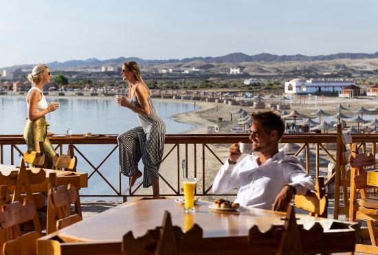 Hotel Three Corners Equinox Beach Resort