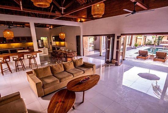 Hotel Utara Villas