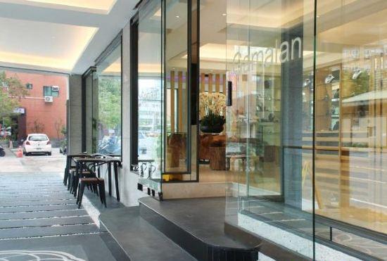 Gamalan FL Spring Hotel
